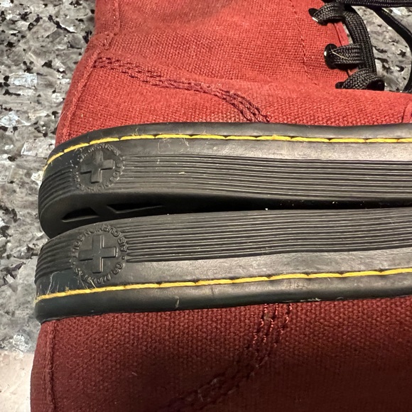 Dr Martens Shoreditch Boot - Cherry Red Canvas - Picture 7 of 9
